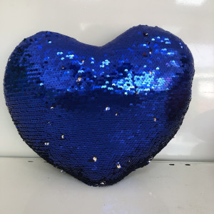 Almohada de lentejuelas reversibles con forma de corazón 