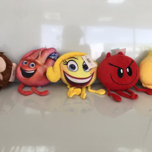 Peluche de película emoji 