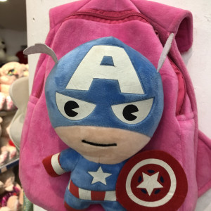 Mochila con capitán america 