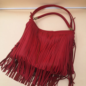 Carteras bandolera con flecos