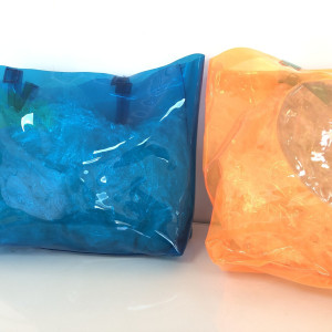 Cartera de plástico