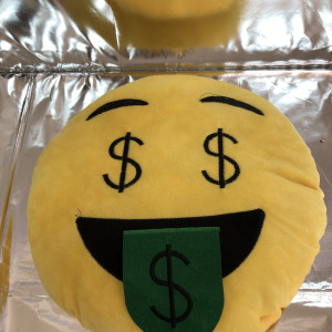 Peluche de emojis 