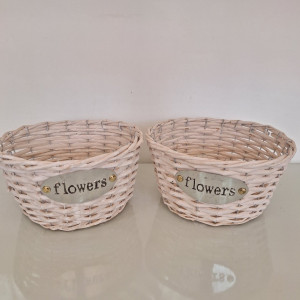 Paneras de mimbre blanco