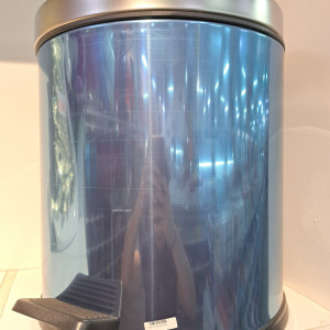 Basurero de acero inox. 3L