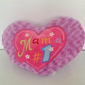 Almohada en forma de corazón 