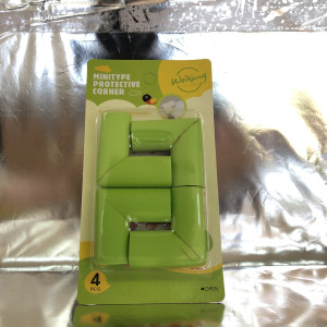 Protector de esquinas de muebles 