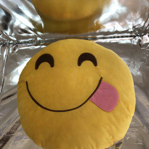 Peluche de emojis 
