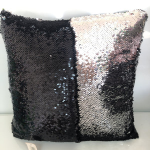 Almohada con lentejuelas reversibles 