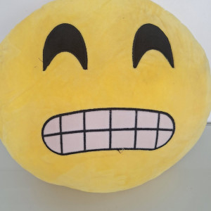 Almohada de emoji Grande