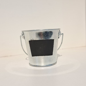 Baldecito de metal 7x8cm