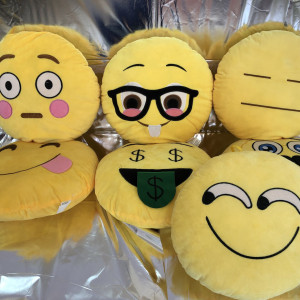 Peluche de emojis 