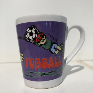 Taza con diseño de fútbol 