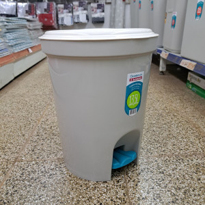 Basurero 13.5L