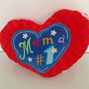 Almohada en forma de corazón 