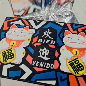 Alfombra rectangular con diseño de gato