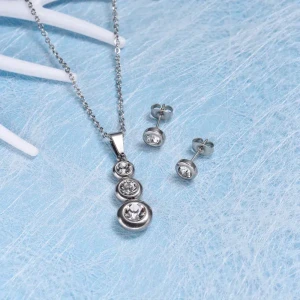 Conjunto plateado circones en cascada