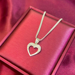 Cadena con dije corazón 