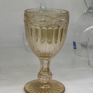 Vaso de vidrio pequeño con diseño
