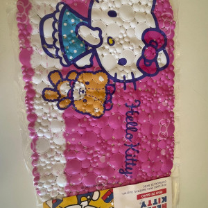Piso para baño de Hello Kitty