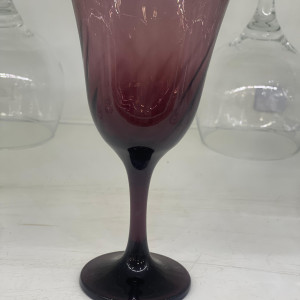 Copa mediana de vidrio con diseño y color 
