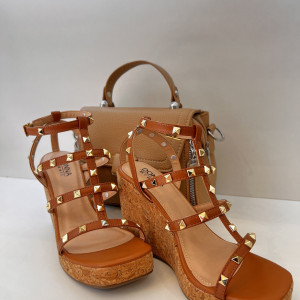 SANDALIA CON BRILLOS 