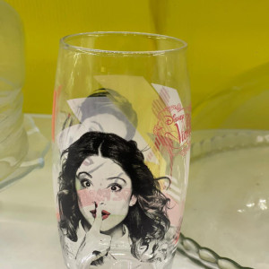 Vaso de vidrio Violetta 