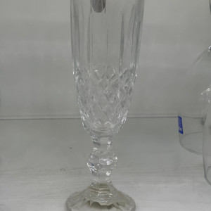 Copa de vidrio transparentes fino y con diseño 