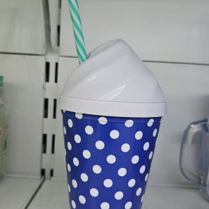 Vaso de motas con Pajita