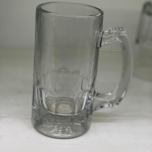 Vaso de vidrio con diseño 