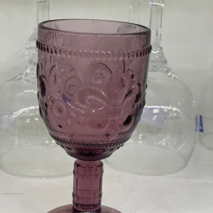 Vaso de vidrio pequeño con diseño