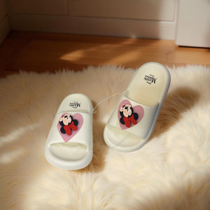 Zapatilla Minnie del 27 Al 32
