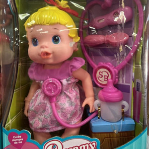 Muñeca con accesorios  