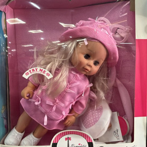 Muñeca con accesorios  