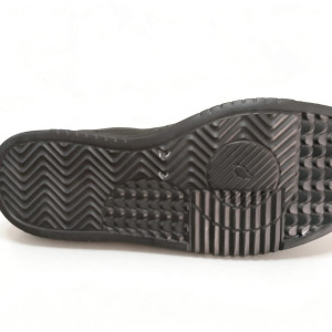  BRUCAP FULL BLACK – Estilo urbano con personalidad 