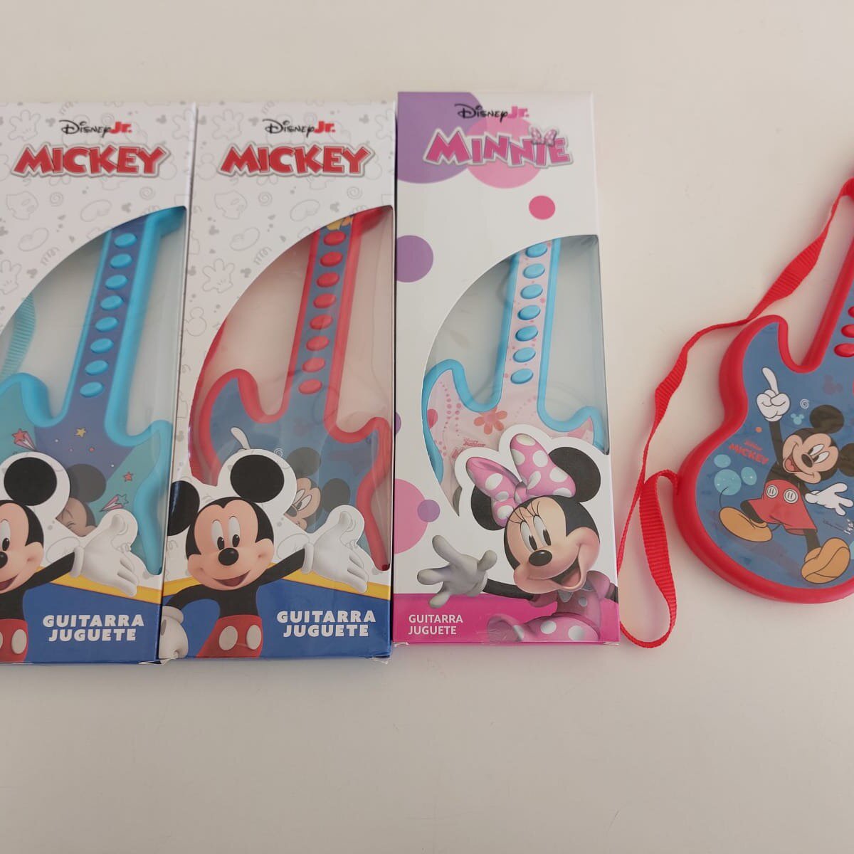 Guitarra Musical Infantil con Correa – Disney 